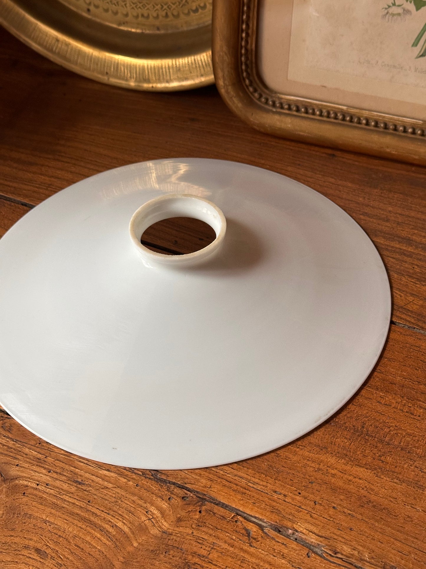 Abat-jour ancien en opaline