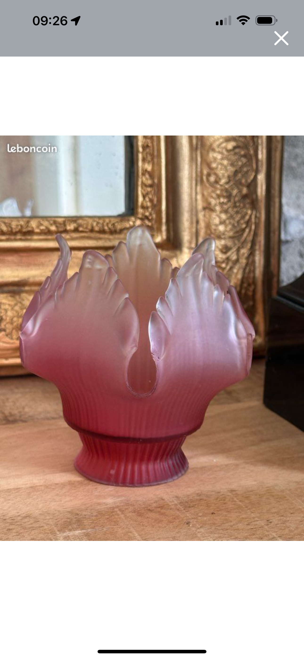 Tulipe ancienne en verre givrée rose