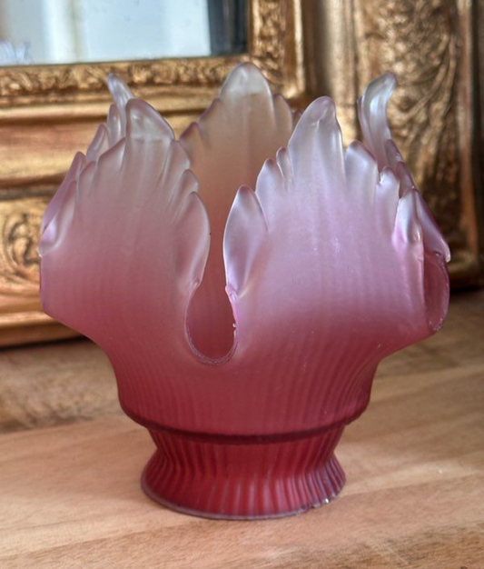 Tulipe ancienne en verre givrée rose