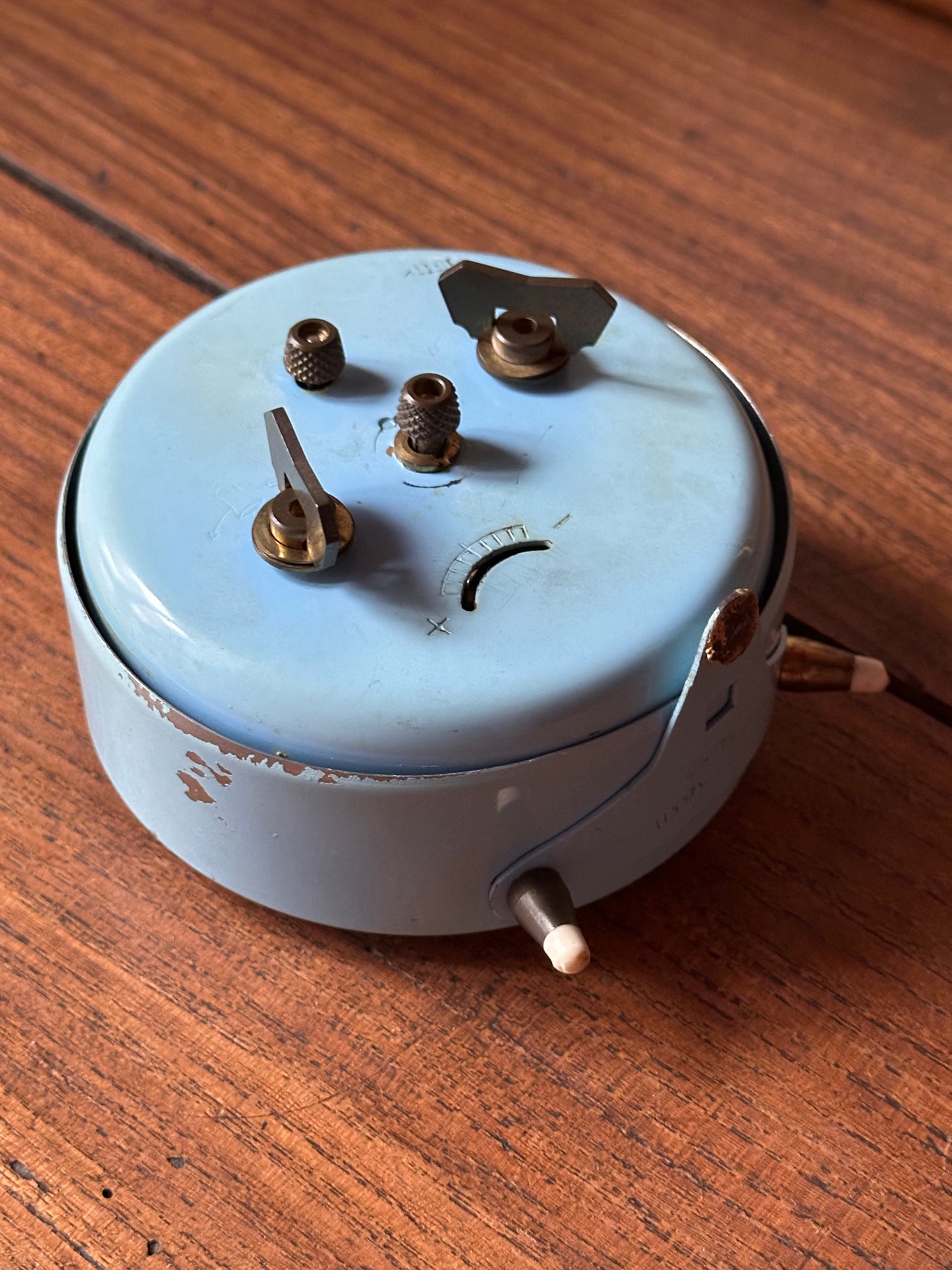 Réveil vintage Jaz bleu ciel